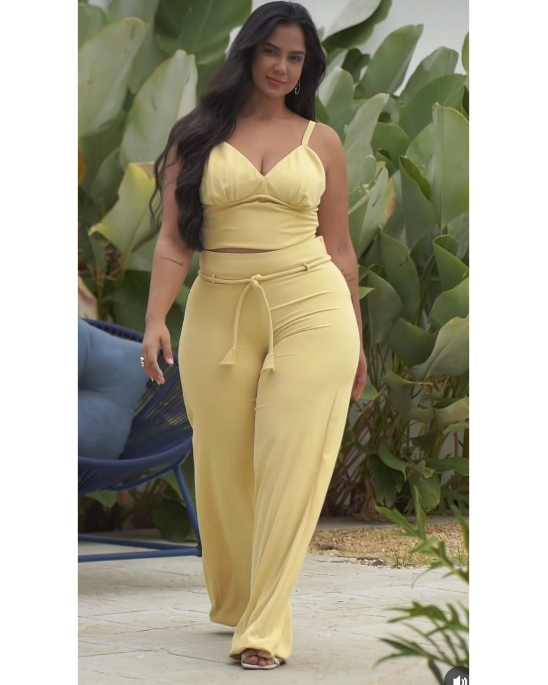 Conjunto de Calça e Top em Crepe Liso